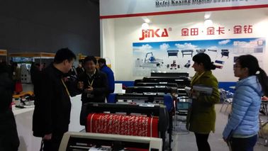Китай Коммерчески автомат для резки винила, резец прокладчика винила 1200mm поставщик
